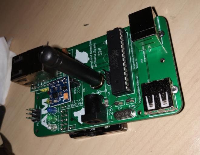 PCB del sistema de posicionamiento con antena